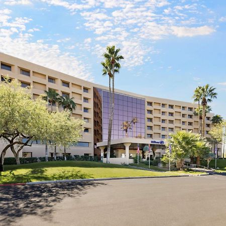 Hilton Tucson East Hotel Bagian luar foto