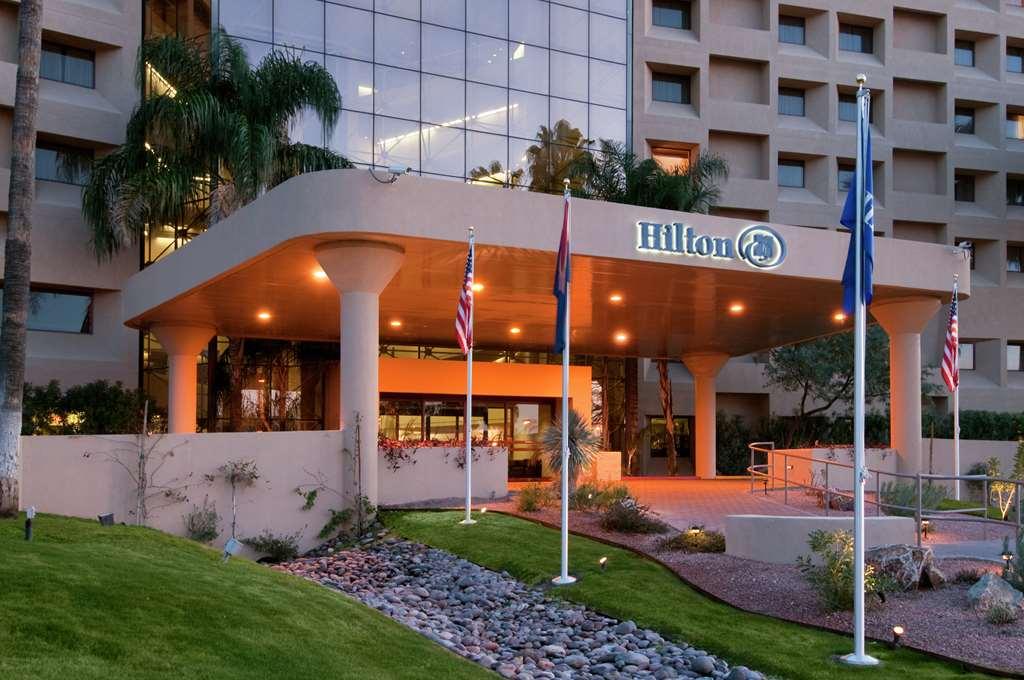 Hilton Tucson East Hotel Bagian luar foto