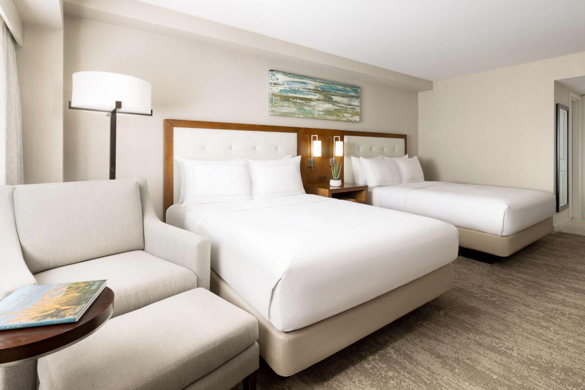 Hilton Tucson East Hotel Bagian luar foto
