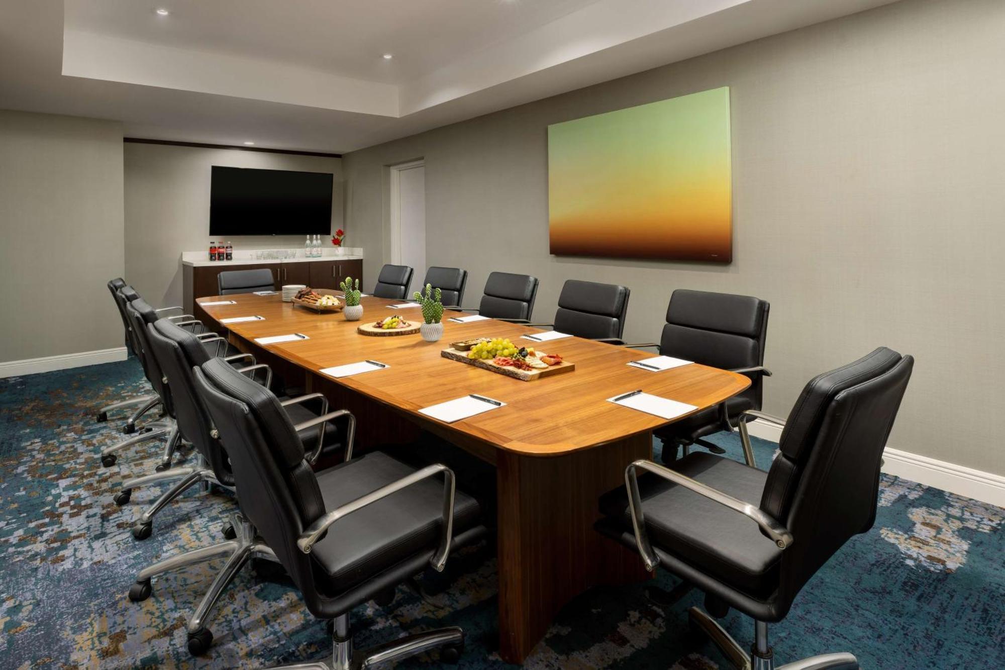 Hilton Tucson East Hotel Bagian luar foto