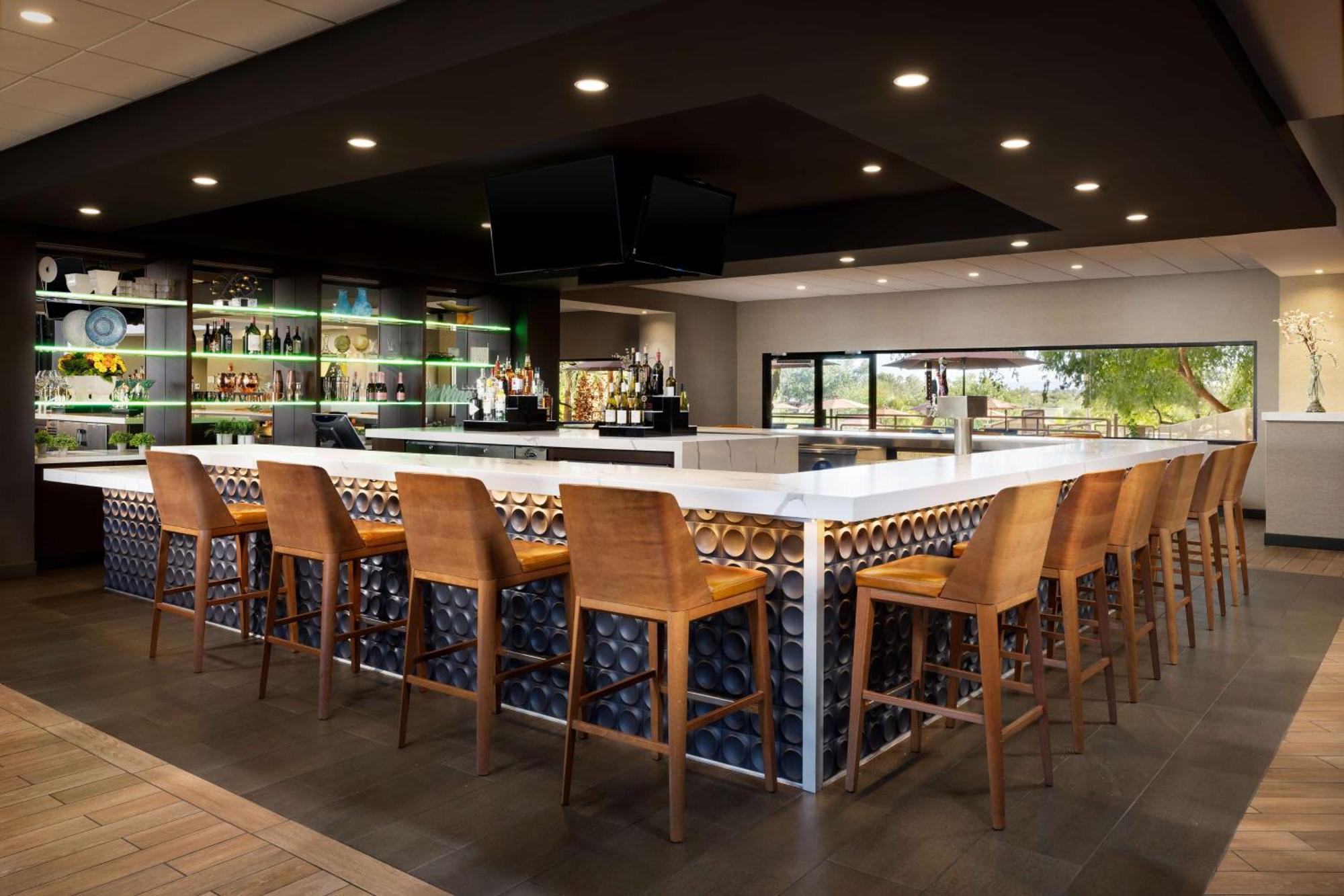 Hilton Tucson East Hotel Bagian luar foto