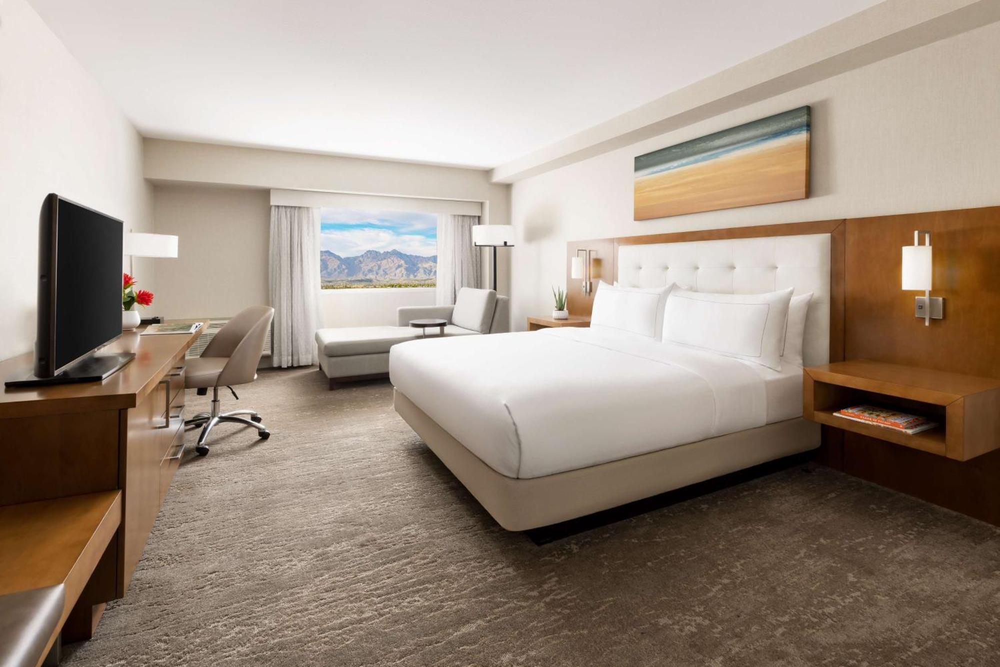 Hilton Tucson East Hotel Bagian luar foto