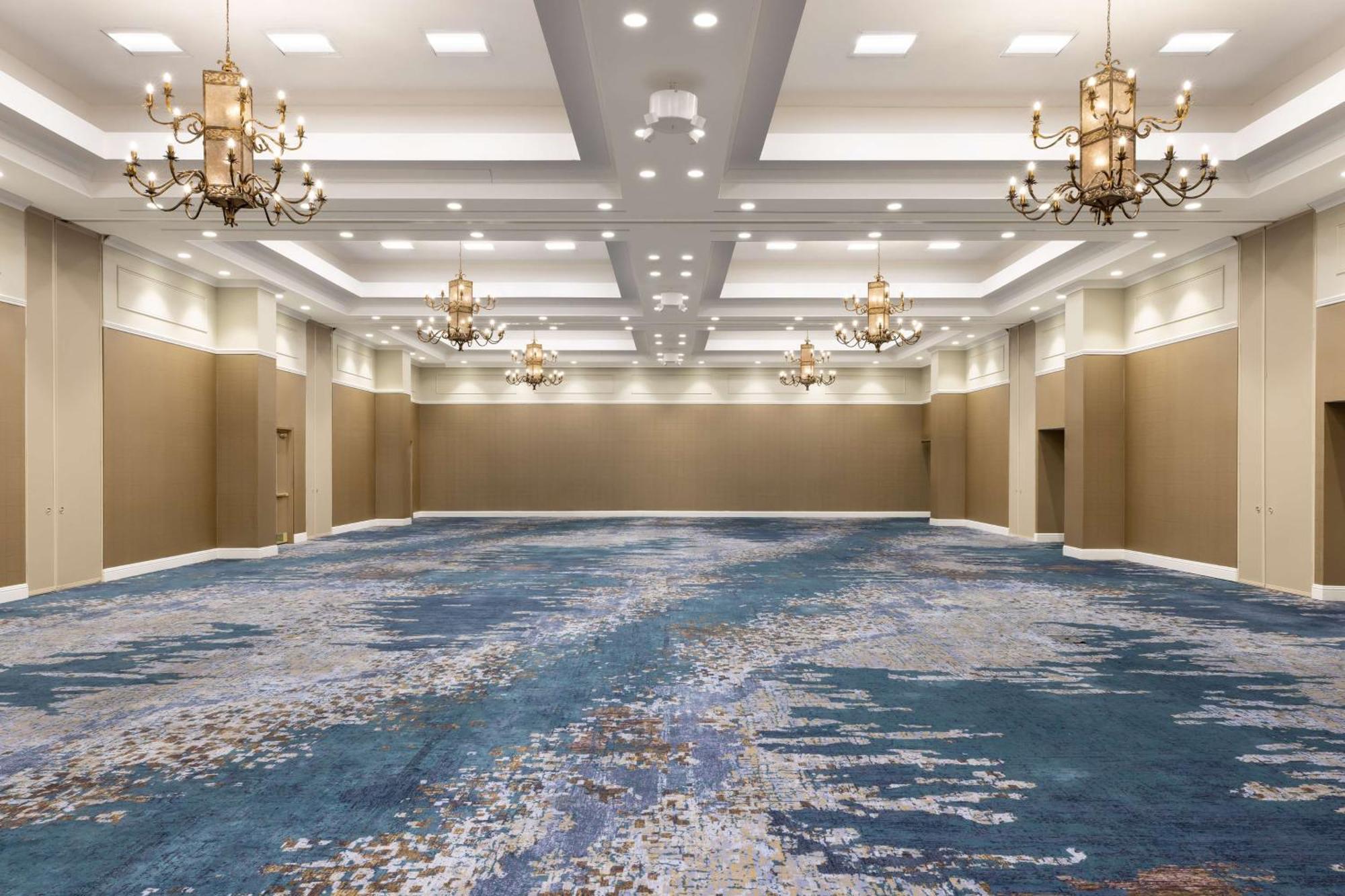 Hilton Tucson East Hotel Bagian luar foto