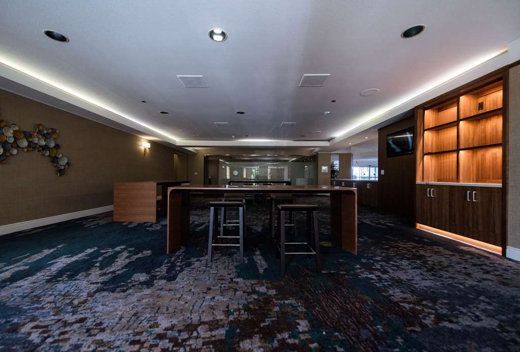 Hilton Tucson East Hotel Bagian luar foto